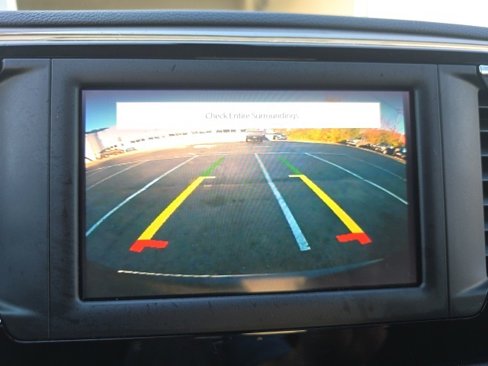 Used 2022 Chrysler Voyager LX image 22