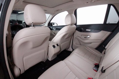 Used 2016 Mercedes-Benz GLC 300 4MATIC image 23