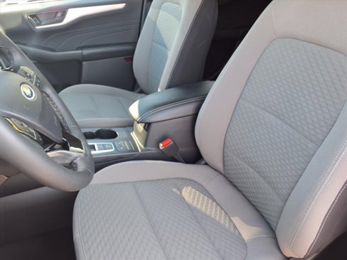 Used 2022 Ford Escape SE w/ Convenience Package image 3