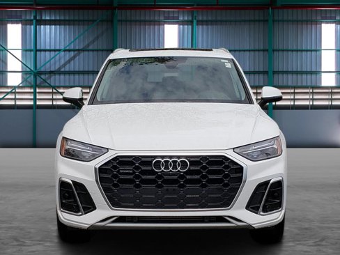 Used 2023 Audi Q5 2.0T Premium Plus w/ Premium Plus Package image 7