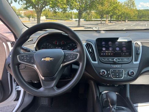 Used 2023 Chevrolet Malibu LT image 21