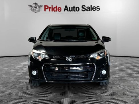 Used 2015 Toyota Corolla S image 2