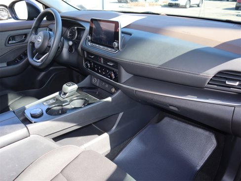 Certified 2023 Nissan Rogue S image 24