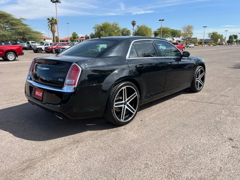 Used 2014 Chrysler 300 image 9