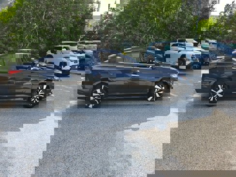 Used 2022 Nissan Altima 2.5 SV image 2