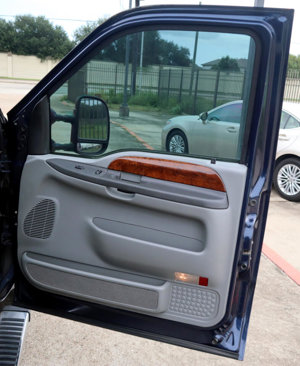 Used 2003 Ford F250 XL image 12