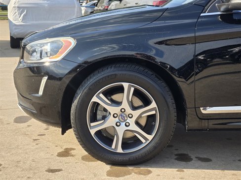 Used 2015 Volvo XC60 T6 image 8