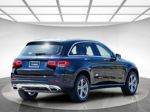 Used 2022 Mercedes-Benz GLC 300 4MATIC image 4