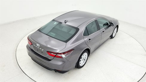 Used 2023 Toyota Camry LE image 16