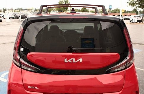 Used 2023 Kia Soul LX image 9