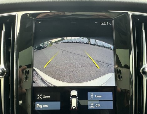Used 2020 Volvo V60 T5 Cross Country image 22