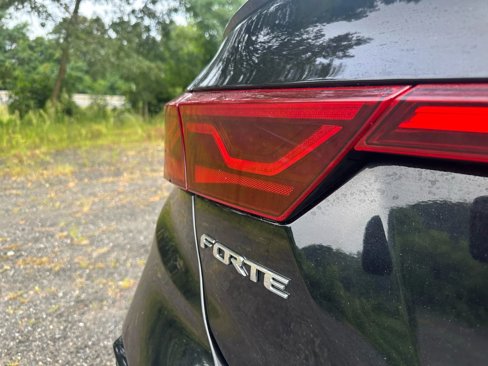 Used 2020 Kia Forte GT-Line w/ GT-Line Premium Package image 16