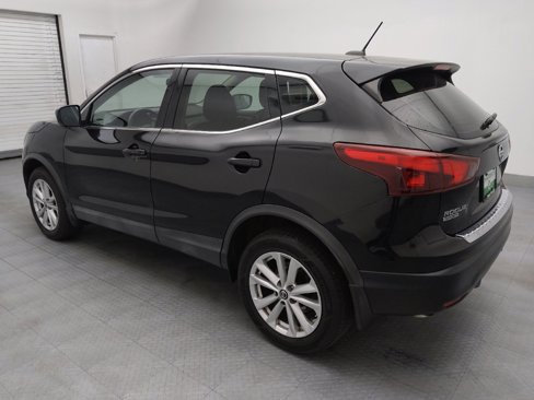 Used 2019 Nissan Rogue Sport S w/ Appearance Package image 3