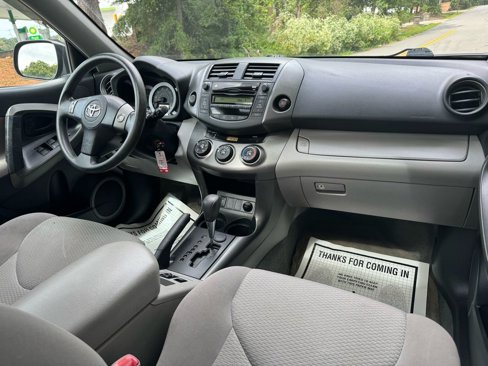 Used 2011 Toyota RAV4 2WD image 19