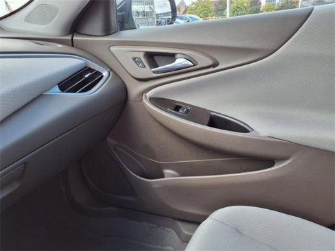 Used 2022 Chevrolet Malibu LT image 20