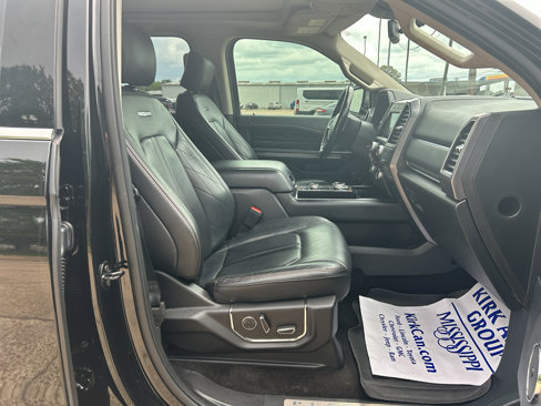 Used 2018 Ford Expedition Platinum image 12