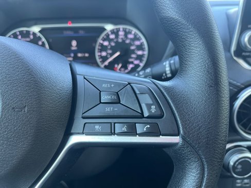 Used 2023 Nissan Sentra SV image 18