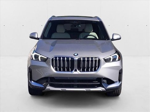 Used 2025 BMW X1 xDrive28i w/ Technology Package image 6