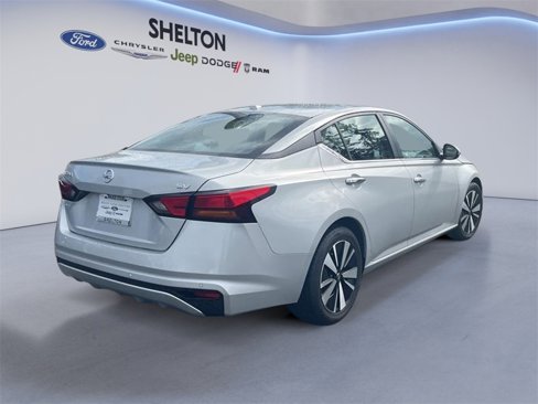 Used 2022 Nissan Altima 2.5 SV image 5