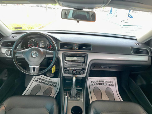 Used 2015 Volkswagen Passat 1.8T Wolfsburg Edition image 14