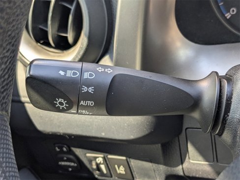 Used 2017 Toyota RAV4 LE image 25