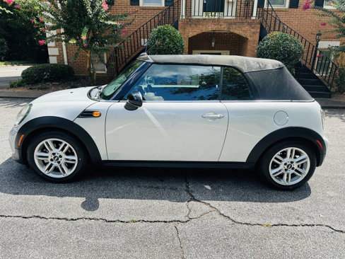 Used 2013 MINI Cooper Convertible image 18