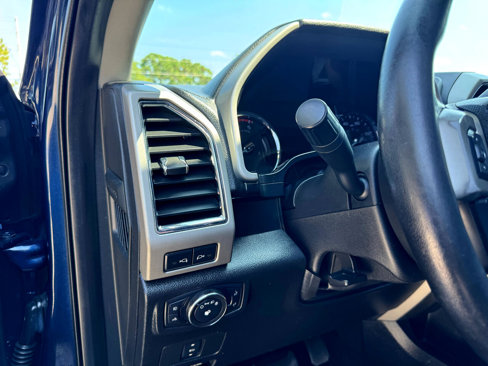 Used 2018 Ford F250 Lariat w/ Lariat Value Package image 29