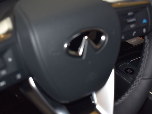New 2026 INFINITI QX60 Luxe w/ Dark Cargo Package image 15