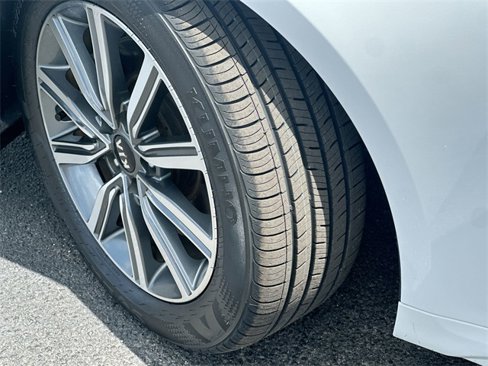 Certified 2020 Kia Optima Premium image 33