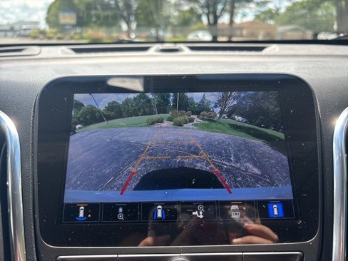 Used 2024 Chevrolet Equinox LT image 21