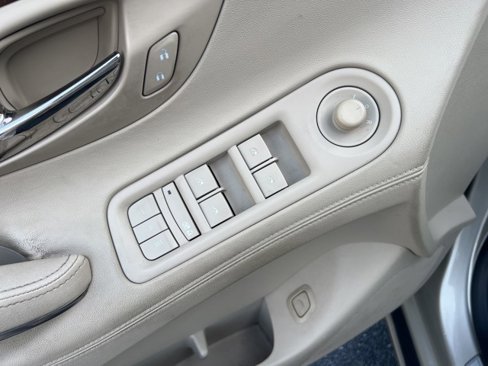 Used 2014 Buick LaCrosse Leather image 18