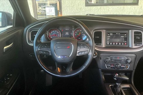 Used 2022 Dodge Charger SXT w/ Cold Weather Package image 5