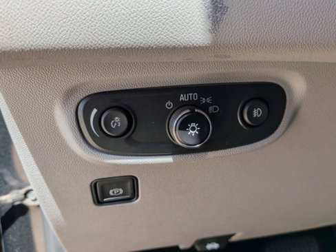 Used 2023 GMC Terrain SLT image 15