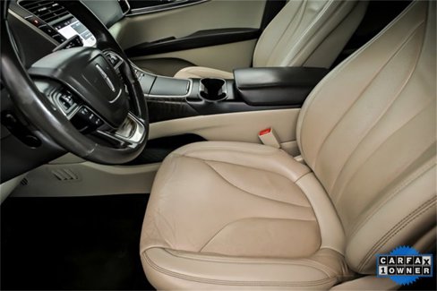 Used 2019 Lincoln Nautilus Select image 11