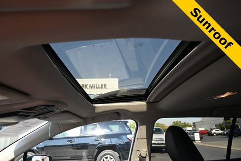 Used 2020 Subaru Outback Limited image 3