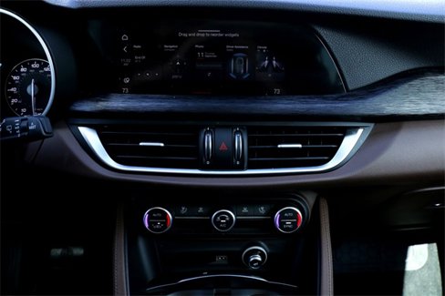 Used 2021 Alfa Romeo Stelvio Sprint w/ Sun & Sound Package image 17
