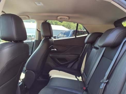 Used 2018 Buick Encore Sport Touring image 17