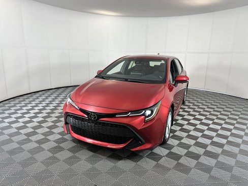 Used 2022 Toyota Corolla SE image 2