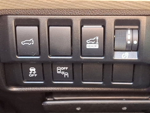 Used 2019 Subaru Ascent Premium image 26