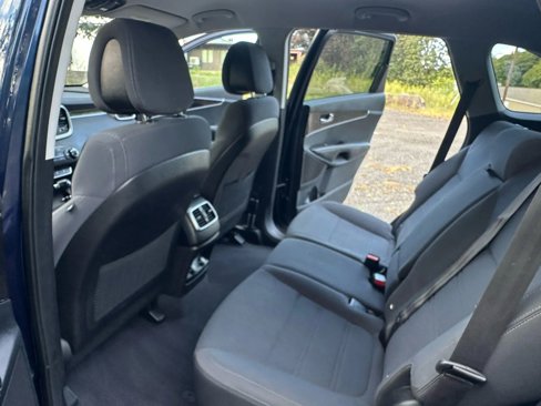 Used 2016 Kia Sorento LX w/ LX Convenience Package image 19