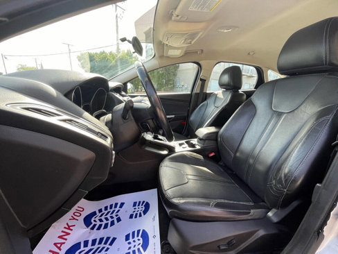 Used 2014 Ford Focus SE w/ Equipment Group 201A image 12