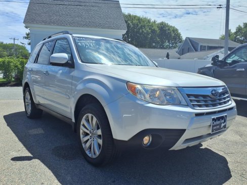 Used 2011 Subaru Forester 2.5X Limited image 3