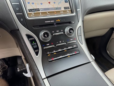 Used 2018 Lincoln MKX Select w/ Select Plus Package image 20