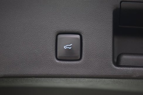 Used 2020 Ford Escape Titanium w/ Titanium Premium Package 2.0 image 24