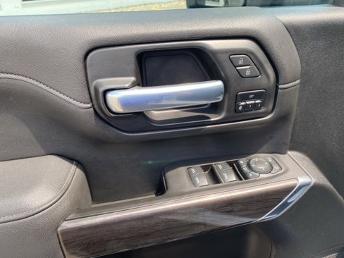 Used 2021 Chevrolet Silverado 2500 LTZ w/ LTZ Plus Package image 25