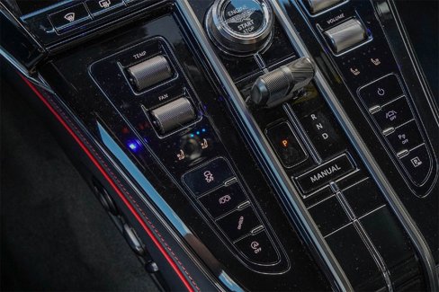 New 2026 Aston Martin V8 Vantage Coupe image 29