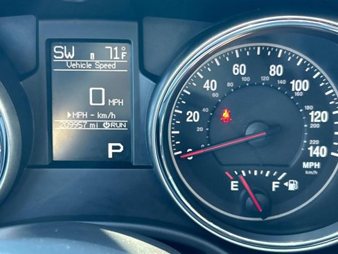 Used 2013 Jeep Grand Cherokee Laredo image 23