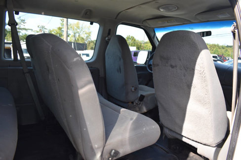 Used 2008 Ford E-150 and Econoline 150 Wagon image 44