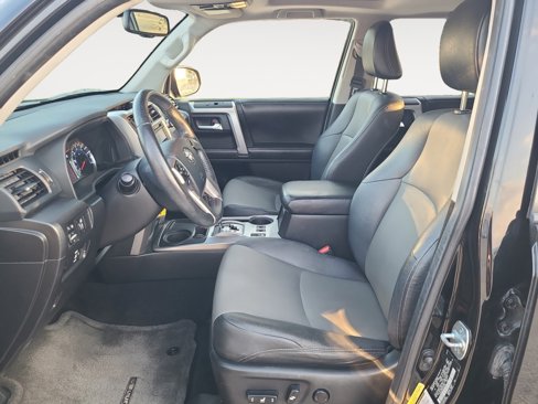 Used 2014 Toyota 4Runner SR5 image 23