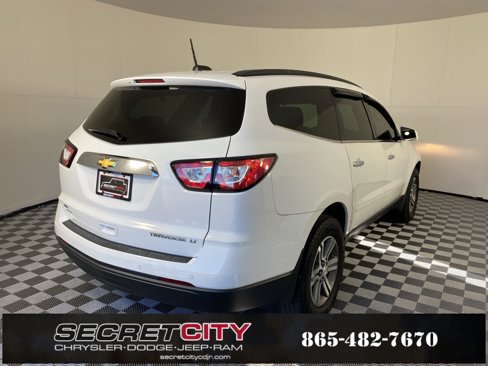 Used 2016 Chevrolet Traverse LT image 7